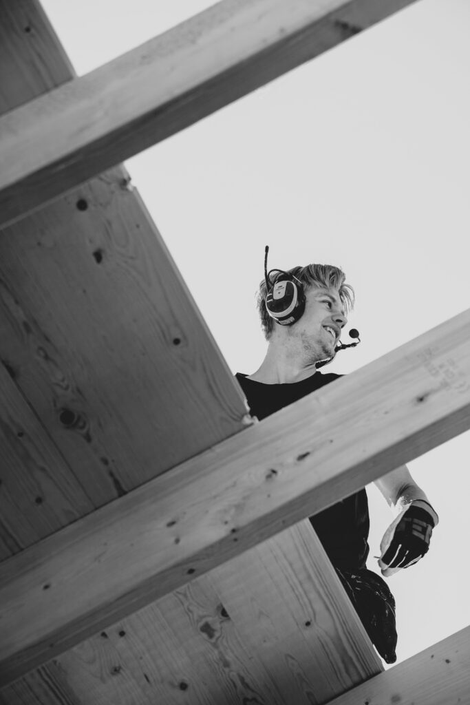 jimmy-nilsson-masth-hkh4K9V4FVk-unsplash